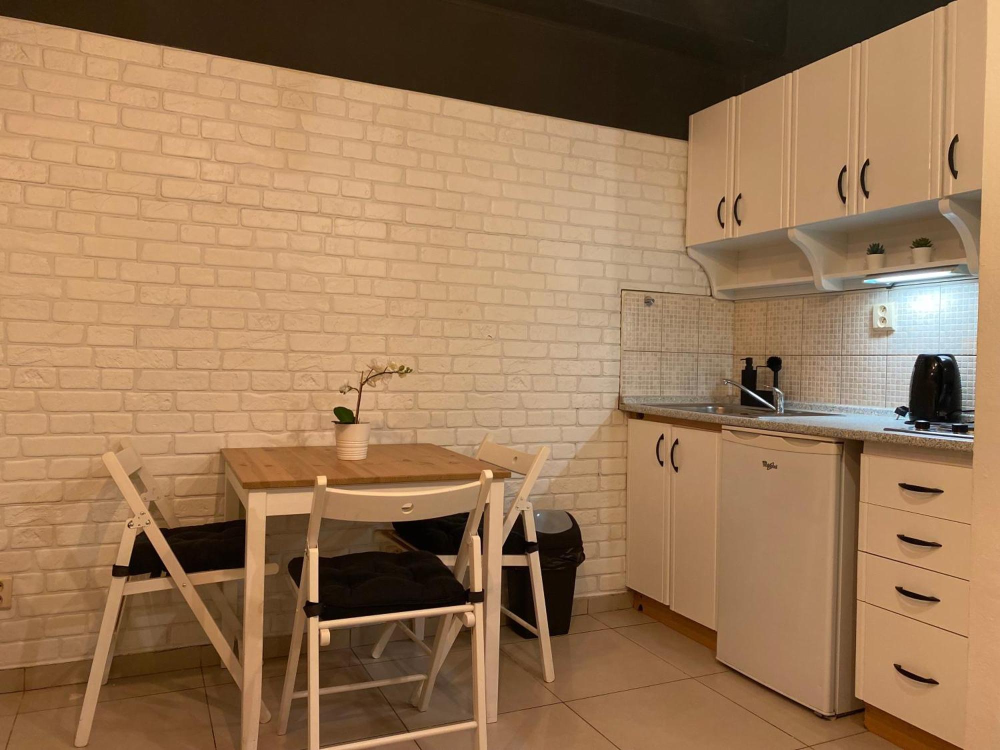 Center Underground Studio Братислава Екстер'єр фото